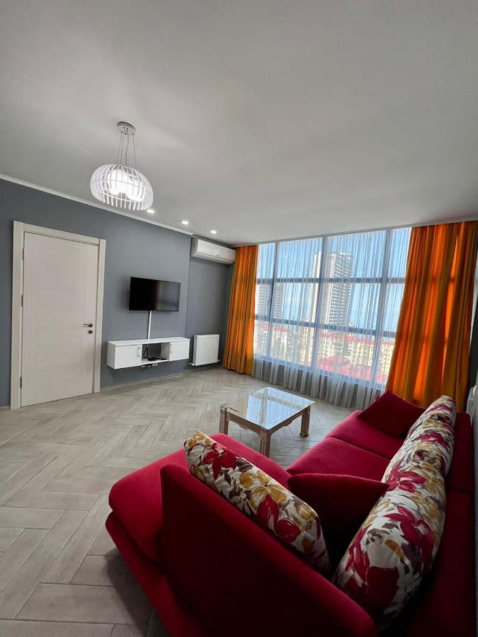Luxure Apartments Batumi Exteriör bild
