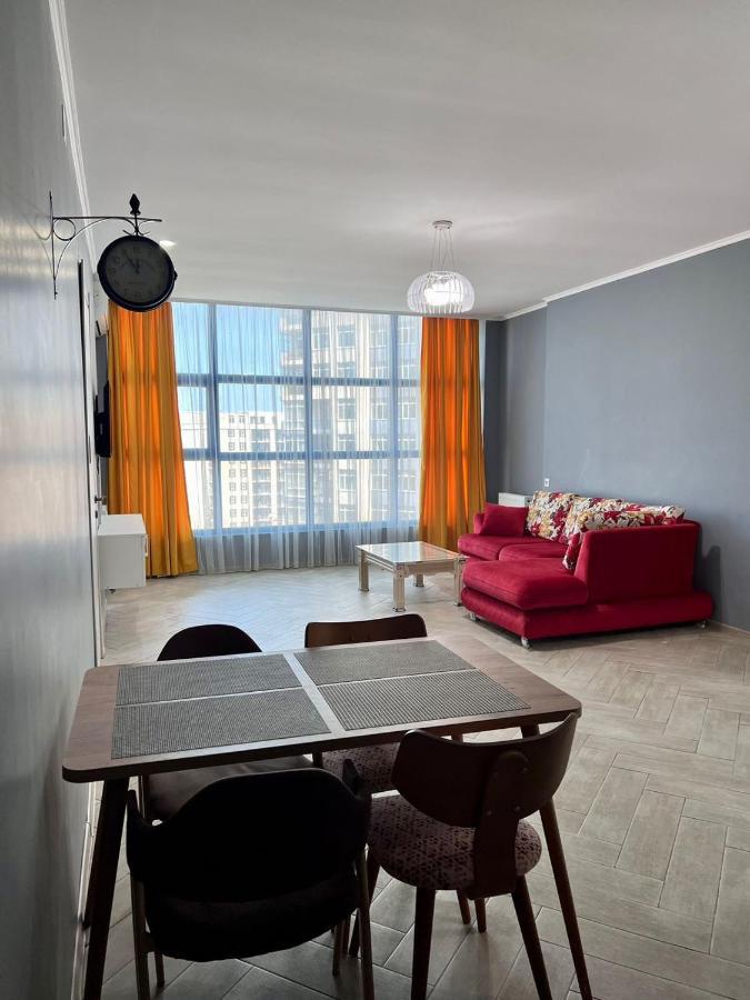 Luxure Apartments Batumi Exteriör bild